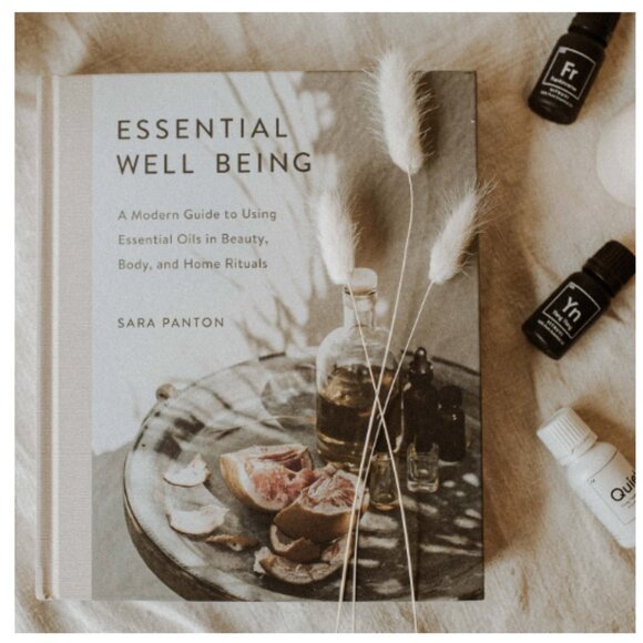 Vitruvi - Essential Wellbeing Guide Book New - Picture 2 of 2